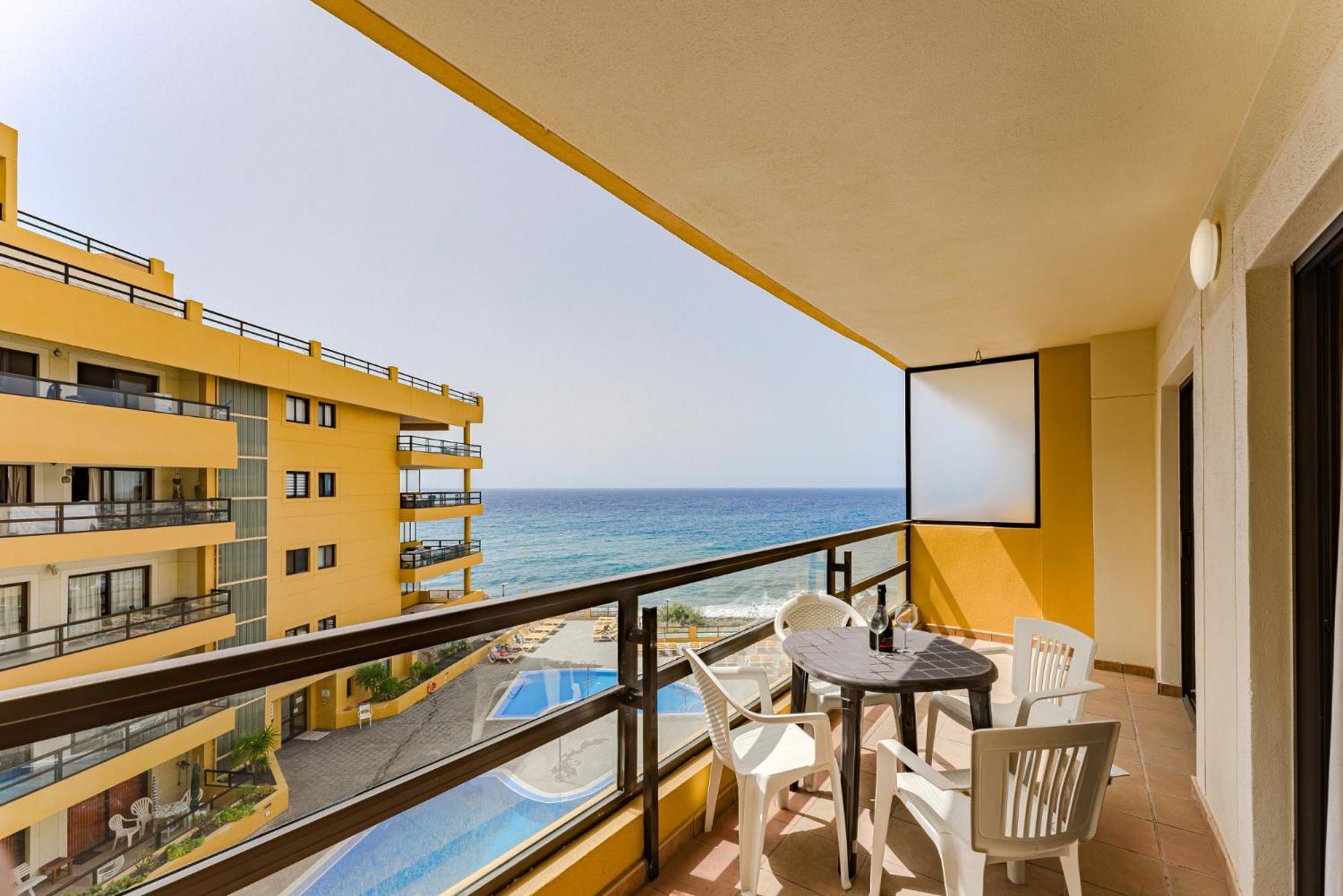 Edificio Agua Marina Panoramic View Apartments On First Line Сан-Мігель-де-Абона Екстер'єр фото
